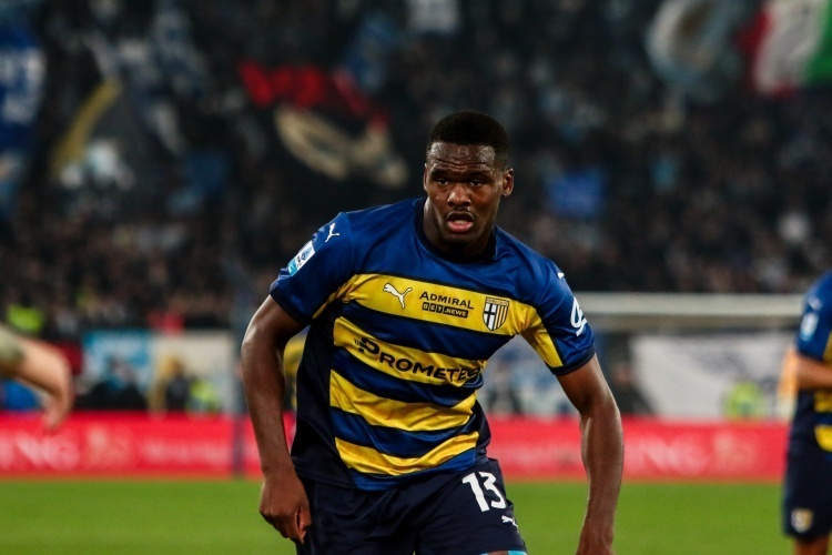 再度闯入亚 再度闯入亚